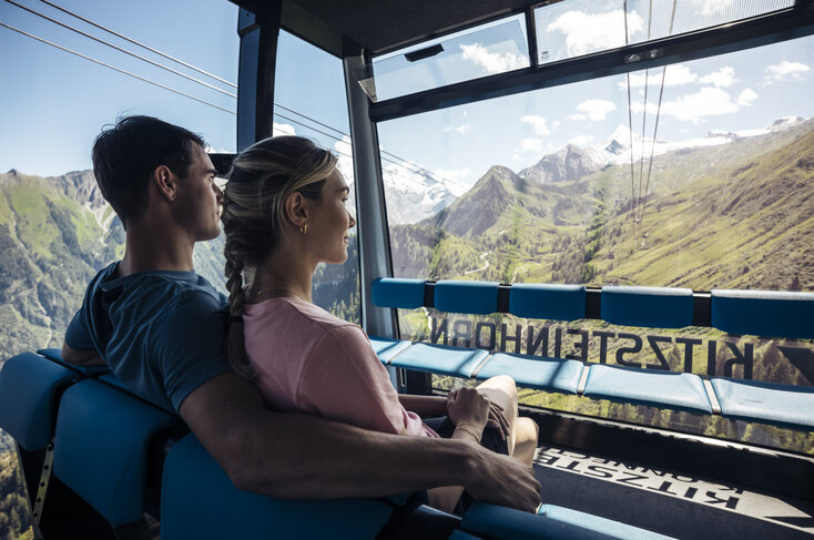 Take the gondola to the Kitzsteinhorn glacier | © Zell am See-Kaprun Tourismus