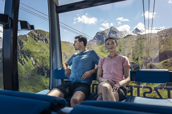 The modern gondola to the glacier | © Zell am See-Kaprun Tourismus