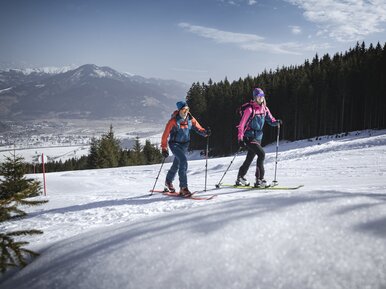 Skitour bei Sonnenschein auf den Maiskogel | © Kitzsteinhorn, Klaus Listl