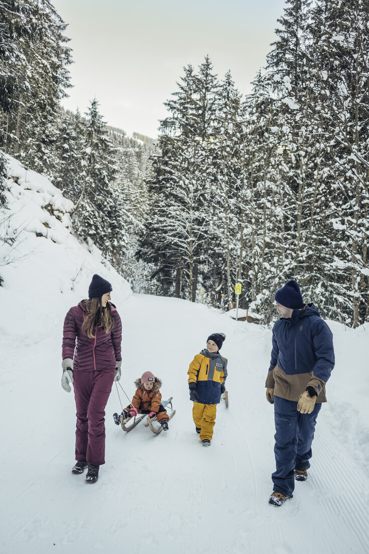 Tobogganing: Winter holidays with kids | © Zell am See-Kaprun Tourismus