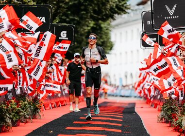 Lukas Hollaus at the finish line | © Johannes Radlwimmer